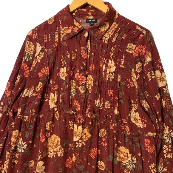 Torrid babydoll silhouette floral print top size m - Picture 6 of 9